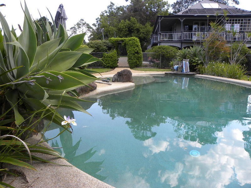 4 Moffitt Court, Maleny QLD 4552