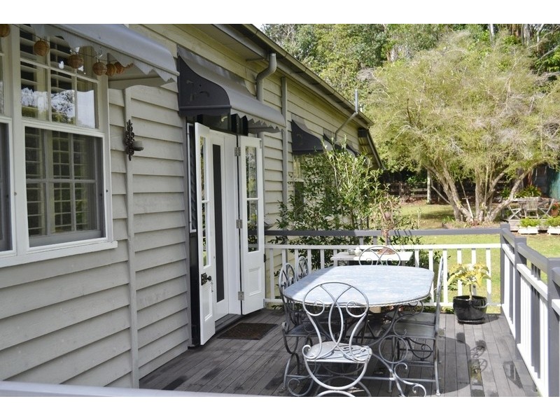 4 Moffitt Court, Maleny QLD 4552