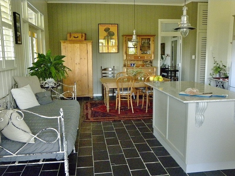 4 Moffitt Court, Maleny QLD 4552