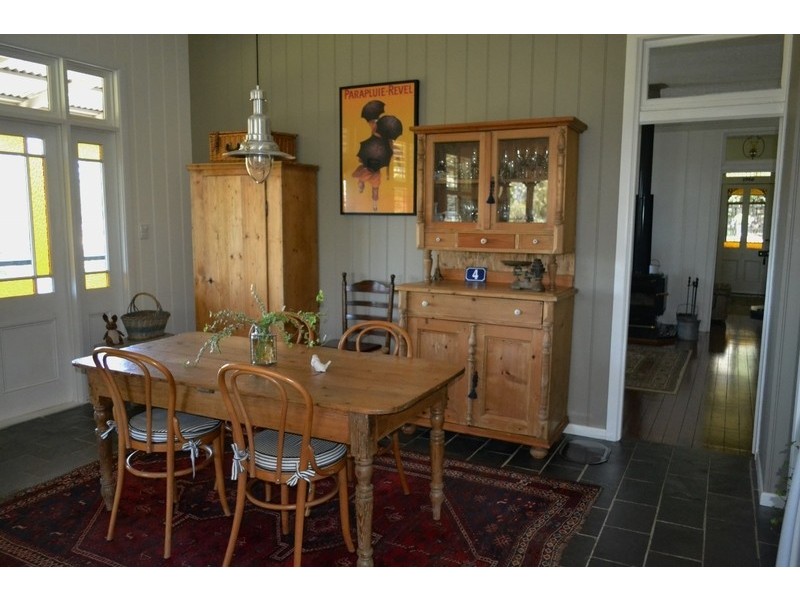 4 Moffitt Court, Maleny QLD 4552