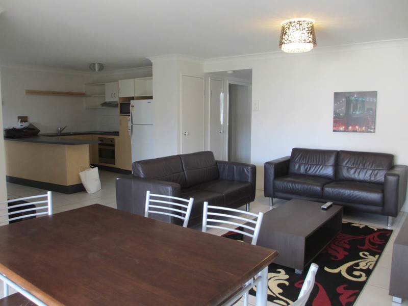 300 Sir Fred Schonell Drive, St Lucia QLD 4067