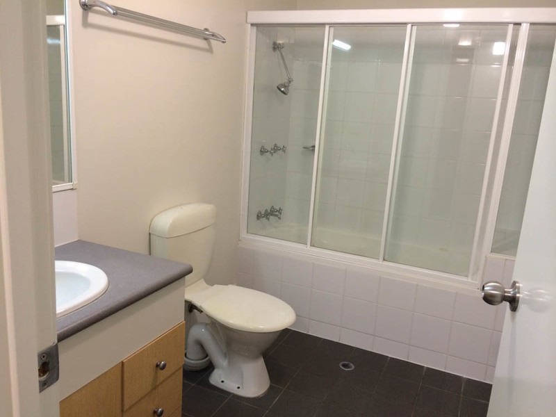 300 Sir Fred Schonell Drive, St Lucia QLD 4067