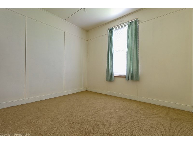13 Main Rd, Claremont TAS 7011
