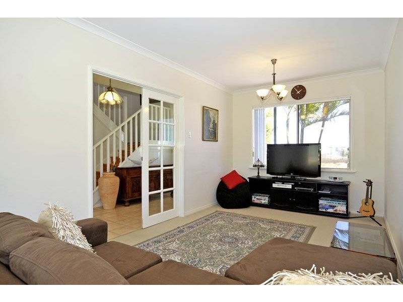 14 Larwood Elbow, Seabird WA 6042