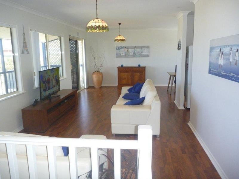 14 Larwood Elbow, Seabird WA 6042