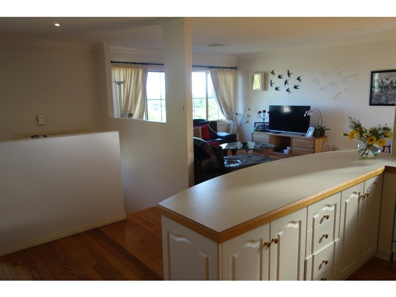 25B Holmes Cres, Griffith NSW 2680