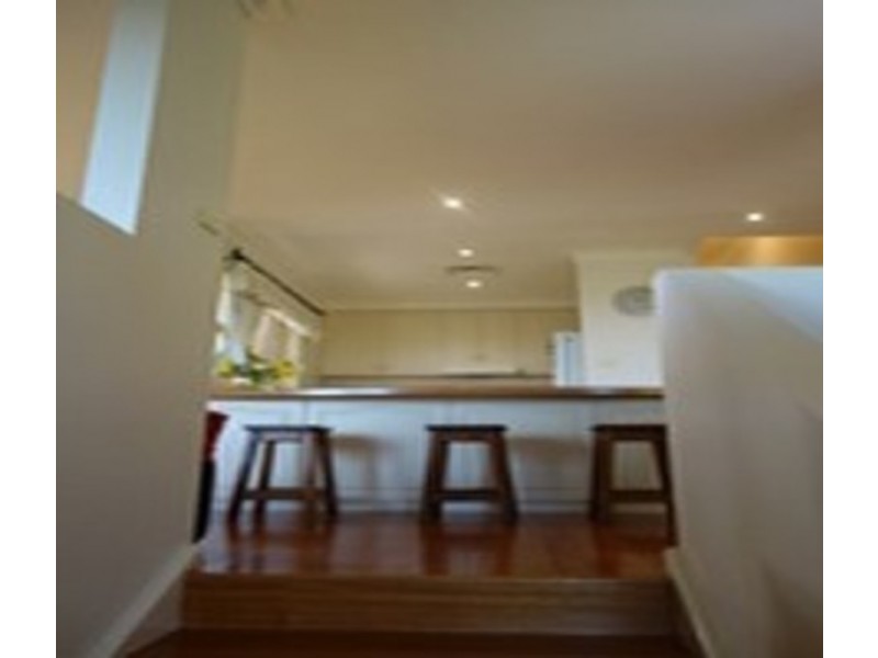 25B Holmes Cres, Griffith NSW 2680