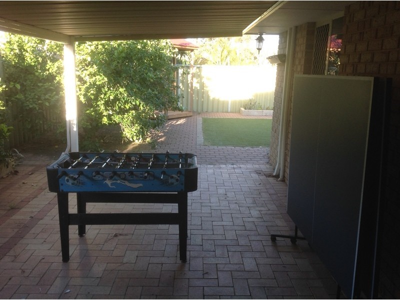 4 Glacier Gardens, Ballajura WA 6066