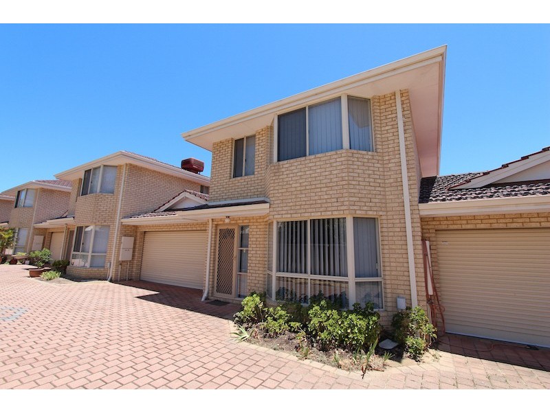 4/2 Jane Road, Applecross WA 6153