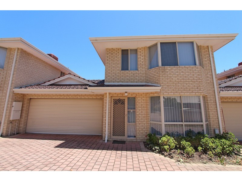 4/2 Jane Road, Applecross WA 6153