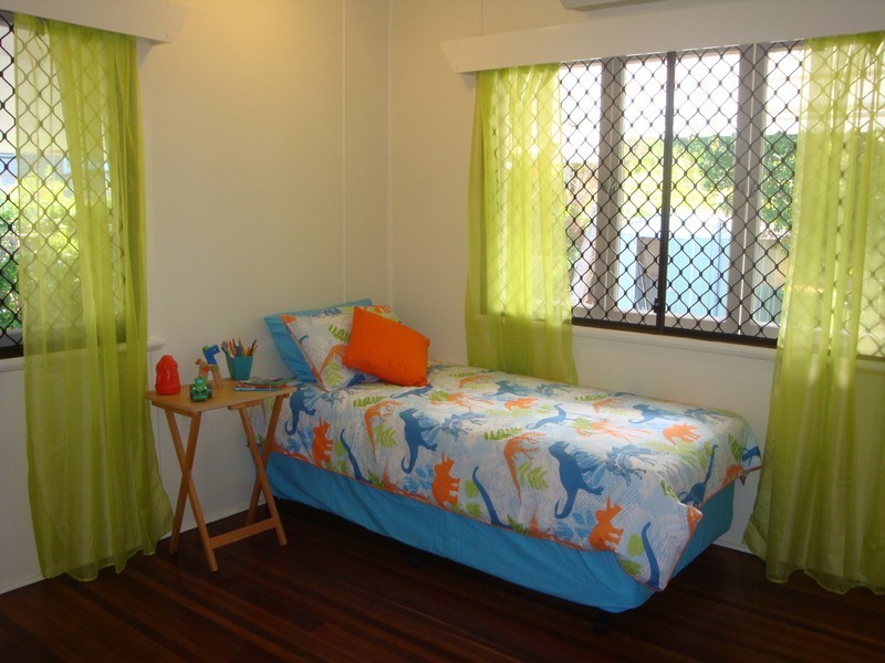 25 Crete Street, Aitkenvale QLD 4814