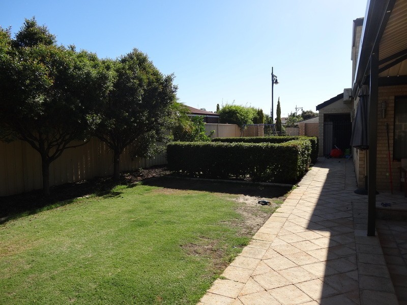 64 Bremner Circle, Canning Vale WA 6155