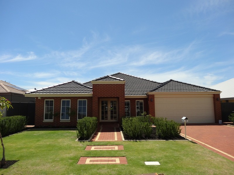 10 Solander Street, Harrisdale WA 6112