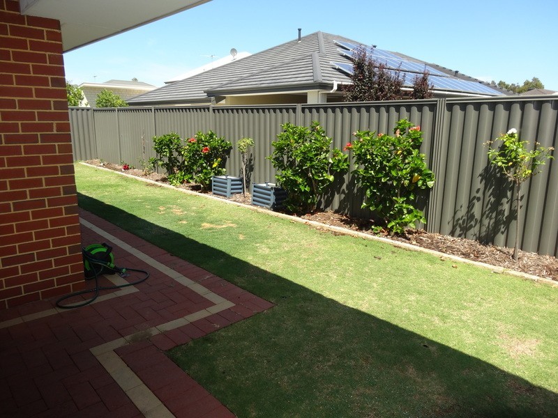 10 Solander Street, Harrisdale WA 6112