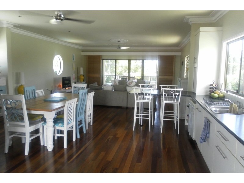 16 Yinni Street, Maroochydore QLD 4558