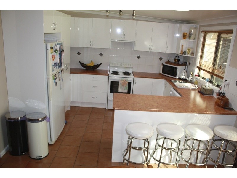 208 Scenic Drive, Budgewoi NSW 2262