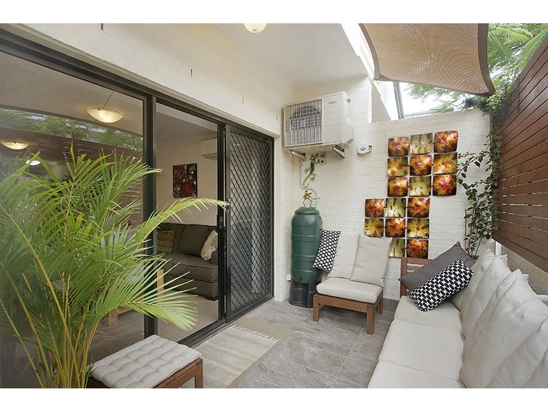 4/90 Ison street, Morningside QLD 4170