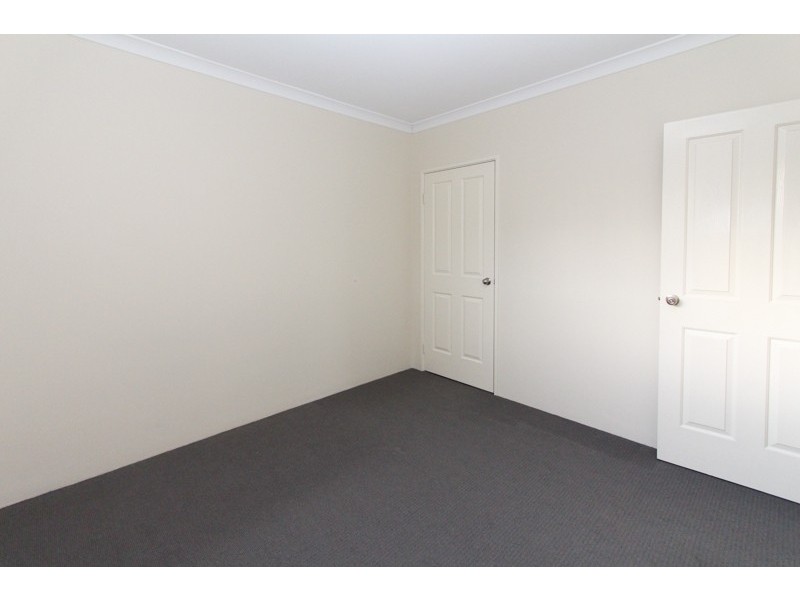 1/15 Station St, Cannington WA 6107