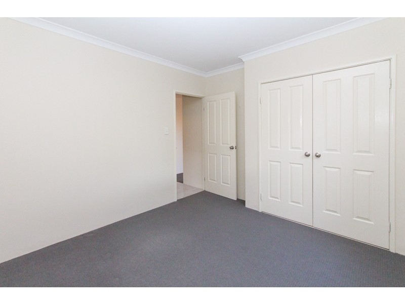 1/15 Station St, Cannington WA 6107