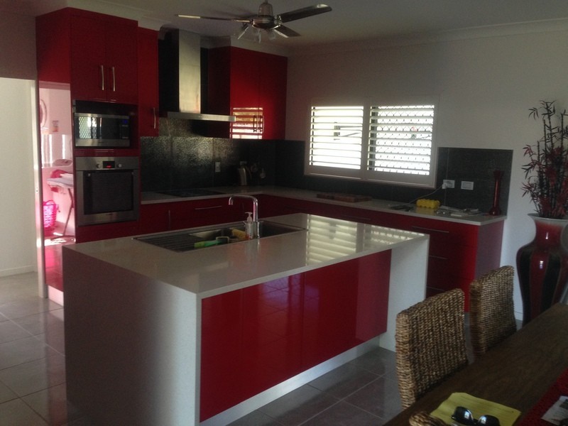 8 Aviland Drive, Seaforth QLD 4741