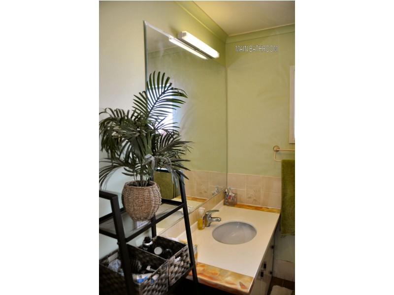 24 Kay Street, North Ipswich QLD 4305