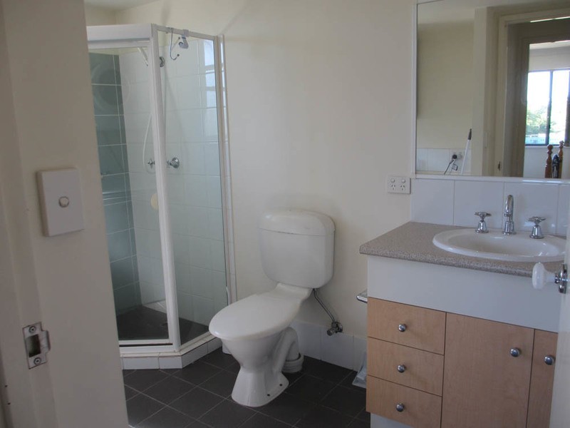 300 Sir Fred Schonell Drive, St Lucia QLD 4067