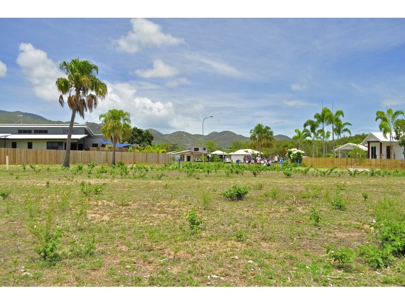 70 Pandanus Drive, Horseshoe Bay QLD 4819