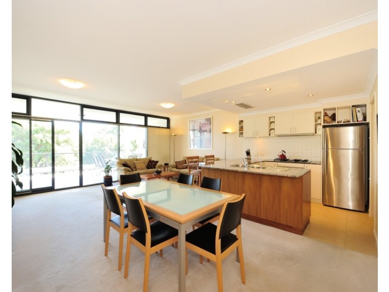 6/43 Rockingham Beach Road, Rockingham WA 6168