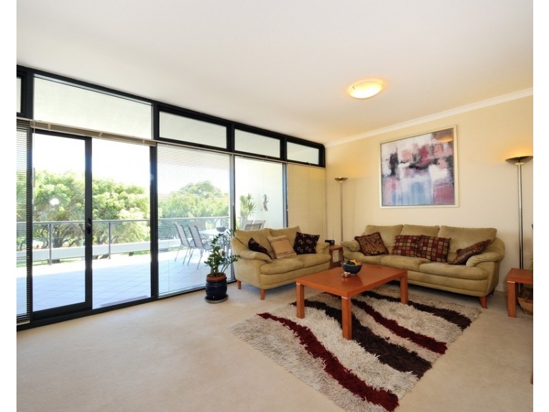 6/43 Rockingham Beach Road, Rockingham WA 6168