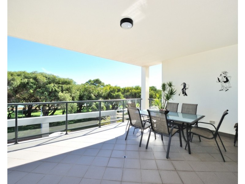 6/43 Rockingham Beach Road, Rockingham WA 6168