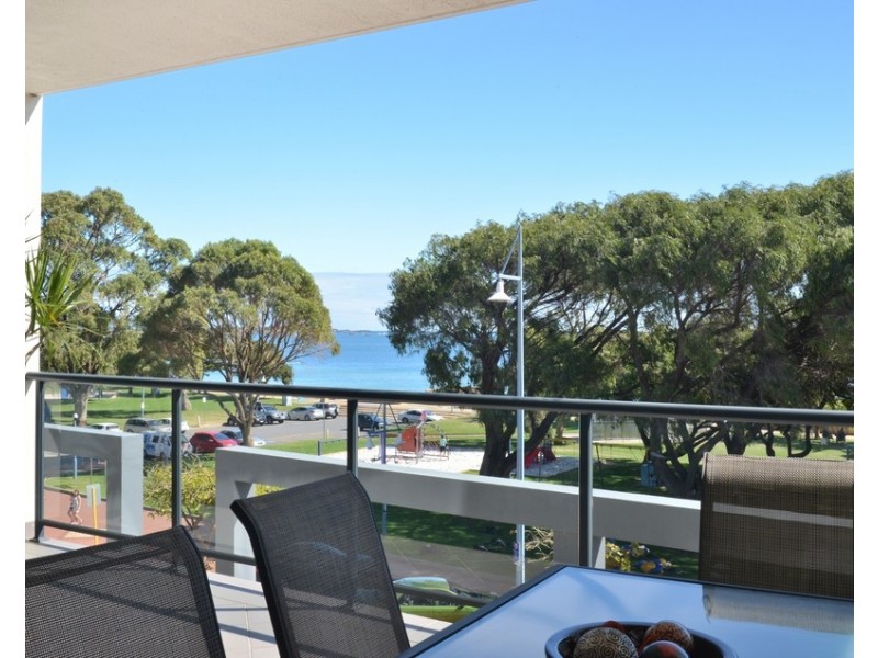 6/43 Rockingham Beach Road, Rockingham WA 6168