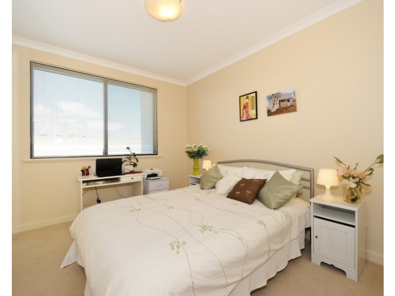 6/43 Rockingham Beach Road, Rockingham WA 6168