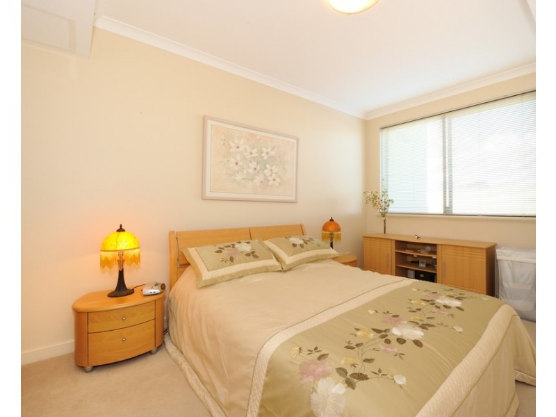 6/43 Rockingham Beach Road, Rockingham WA 6168