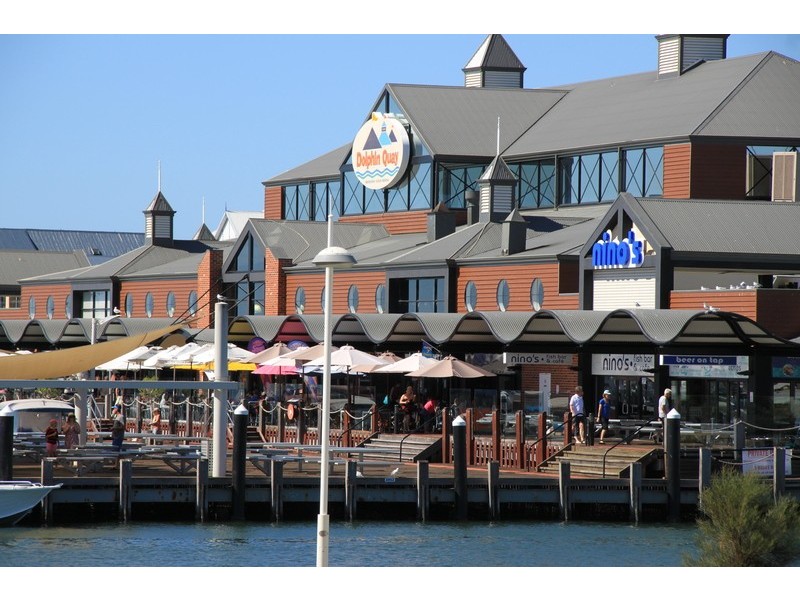 10 Clytie Road, Silver Sands WA 6210