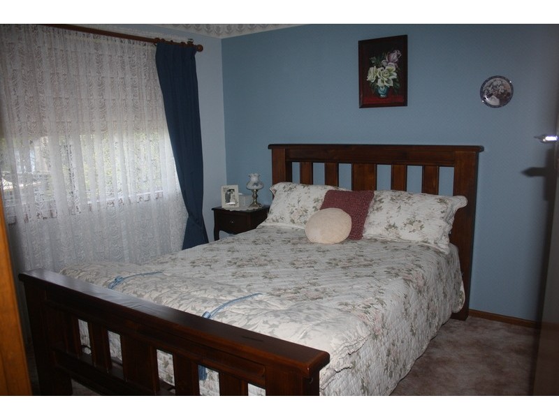 40 Lewin St, Inverell NSW 2360