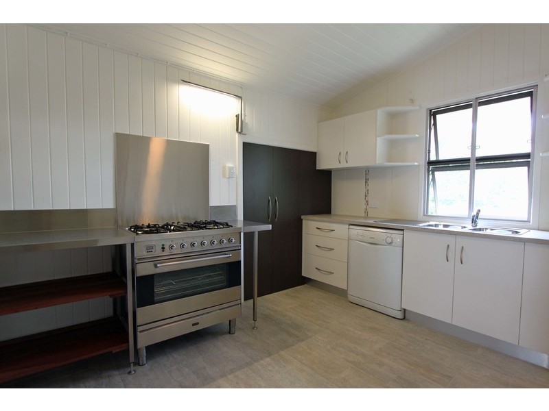 4 French Street, Pimlico QLD 4812