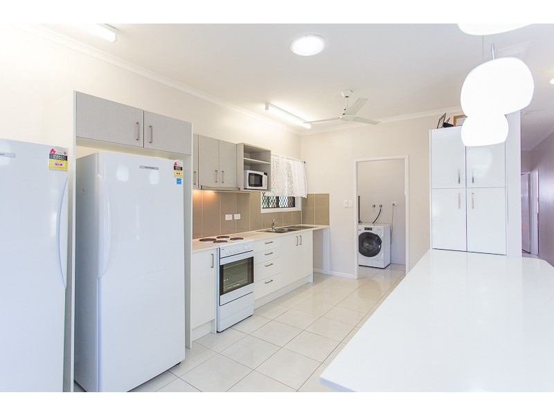 25 Novar Court, South Mackay QLD 4740