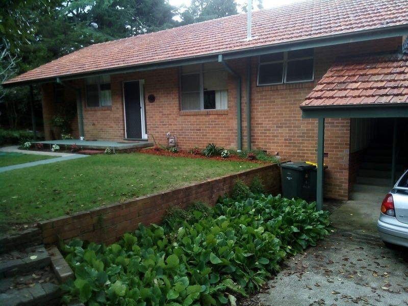 6 Churchill St, Leura NSW 2780