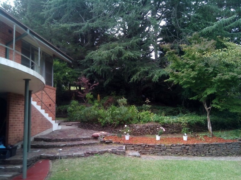 6 Churchill St, Leura NSW 2780