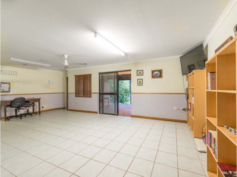 12 Mowlam Street, Eimeo QLD 4740