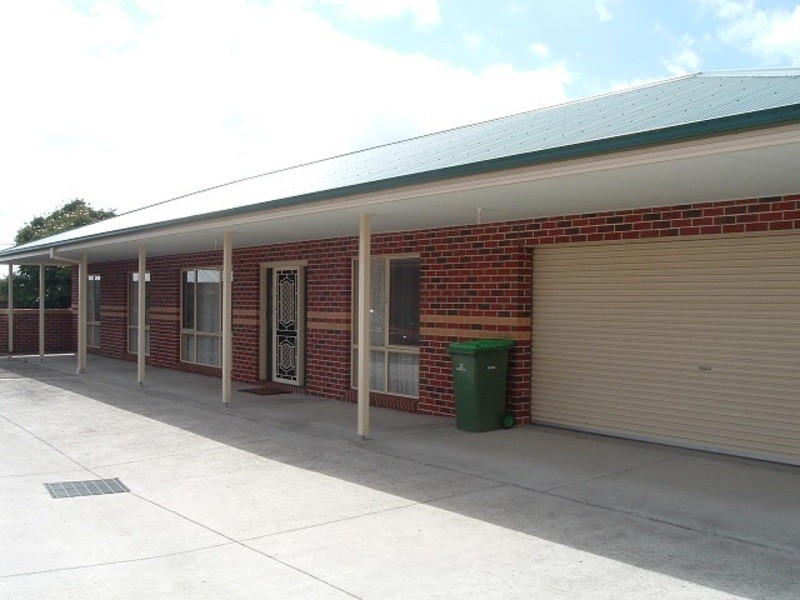 4/51 Westernport Rd, Lang Lang VIC 3984