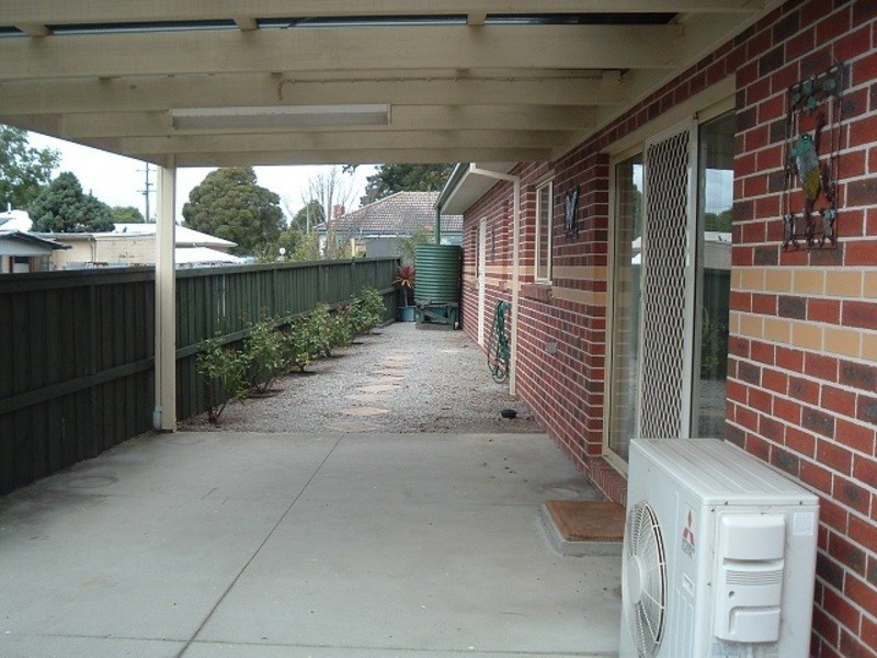 4/51 Westernport Rd, Lang Lang VIC 3984