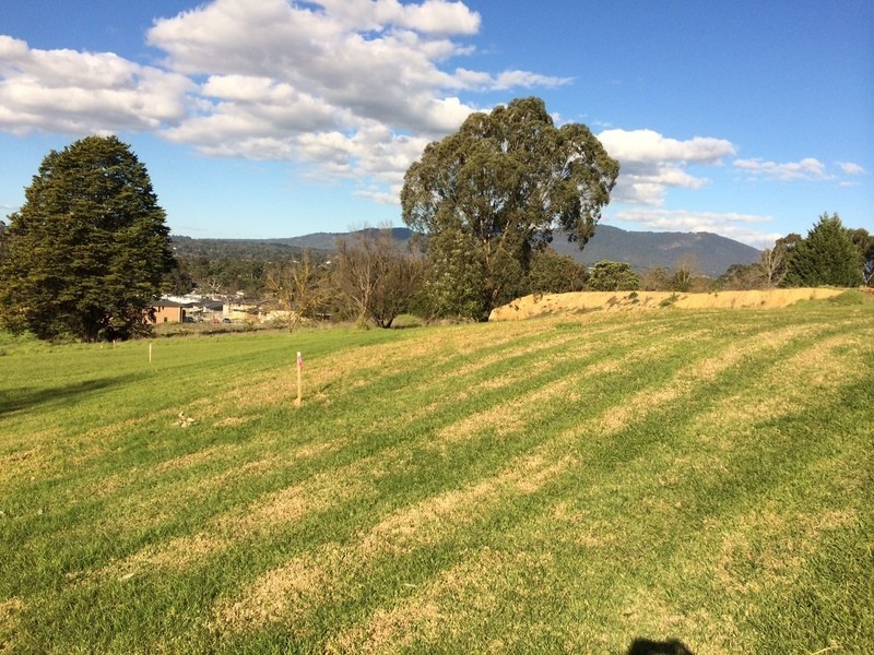 Lot 407, The Range, Dorset Road, Croydon VIC 3136
