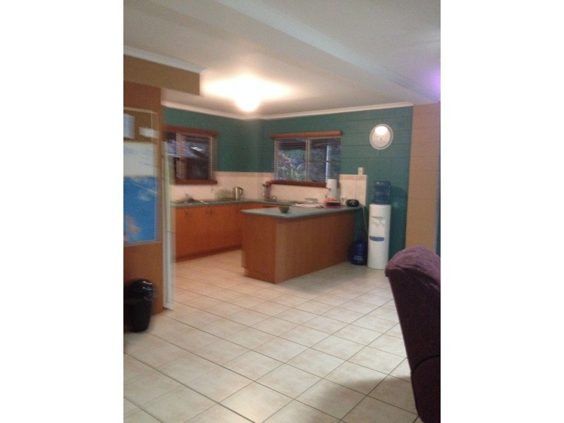 2 Cedar Crescent, Jubilee Pocket QLD 4802