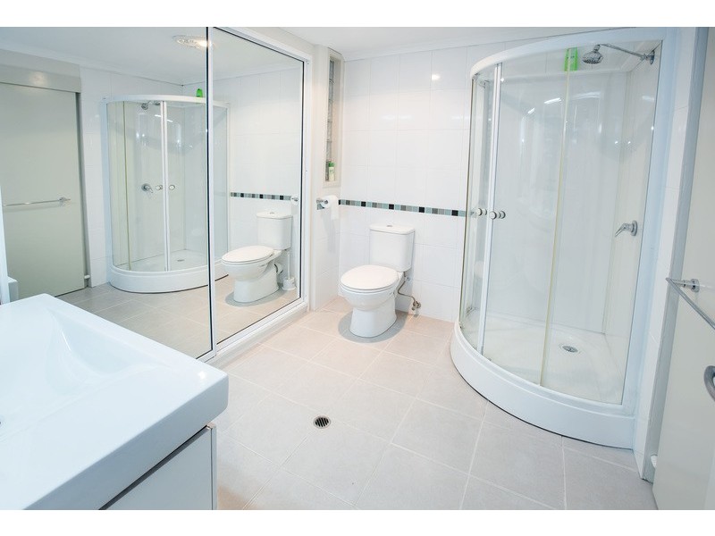 15 Victoria Ave, Woody Point QLD 4019