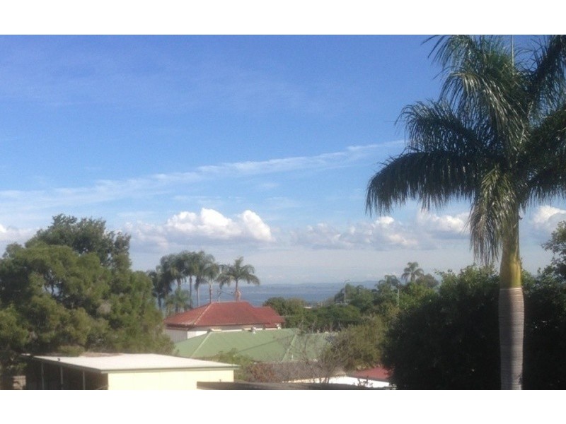 15 Victoria Ave, Woody Point QLD 4019