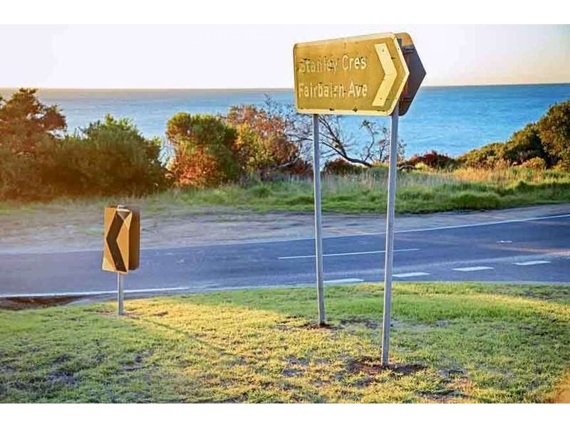 57 Fairbairn ave, Mount Martha VIC 3934