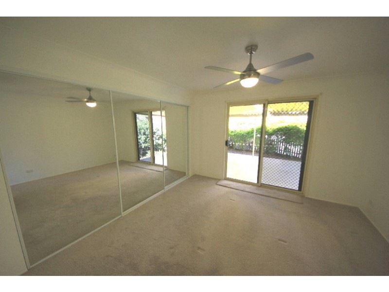 17 Mirrigan Ct, Petrie QLD 4502