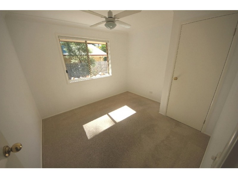 17 Mirrigan Ct, Petrie QLD 4502