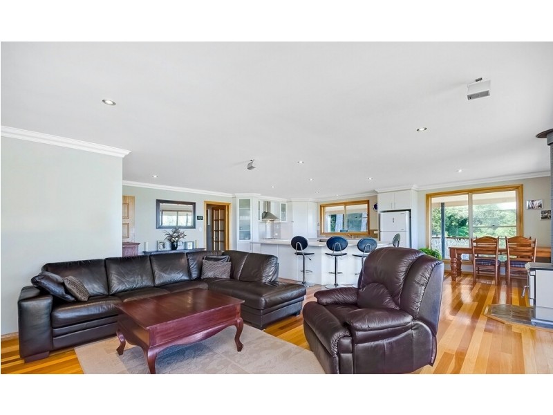 70 Vista Parkway, Wongawilli NSW 2530